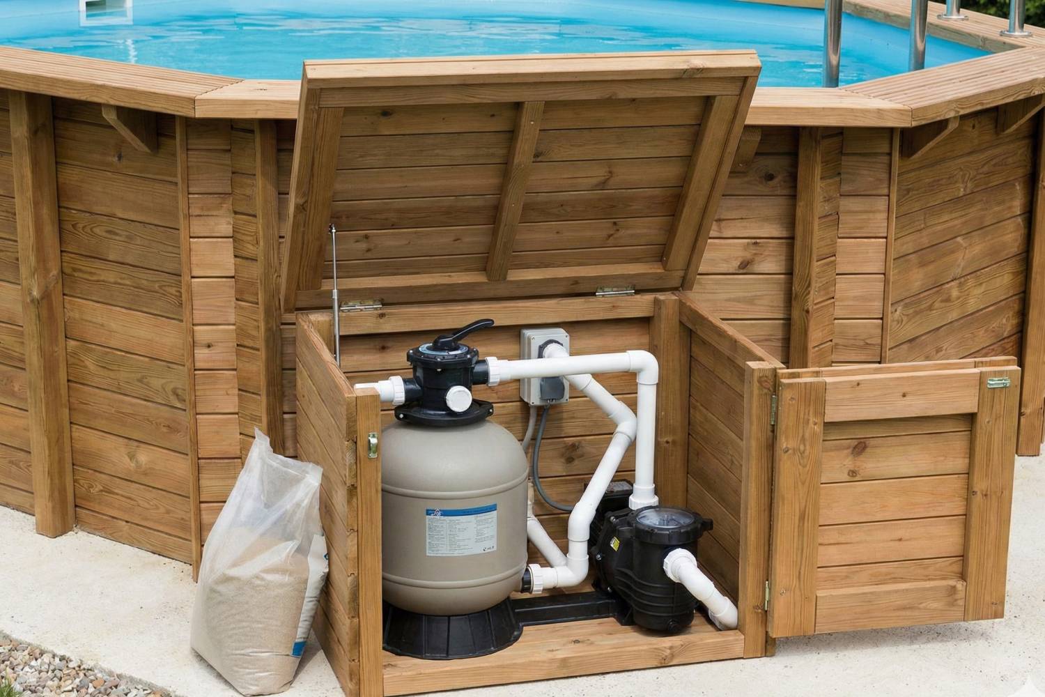 installation de piscine bois hors sol filtration